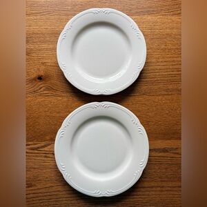 Vintage Pfaltzgraff Filigree set of two Dinner Plates